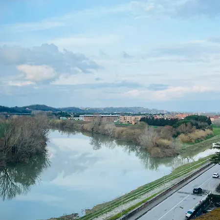 شقة Skyscraper بونتيديرا