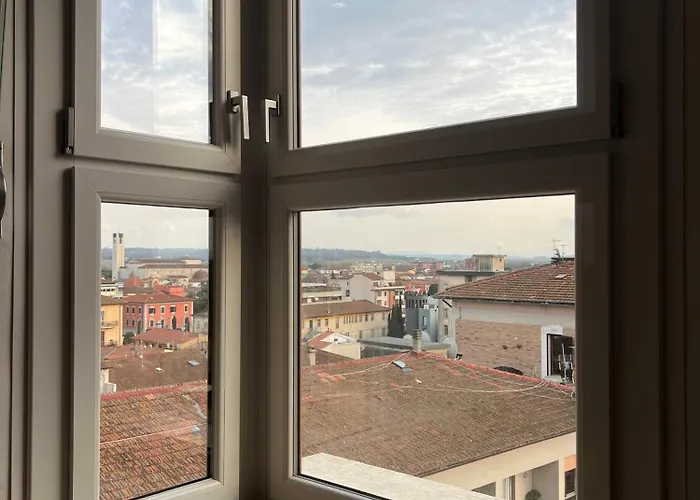 Apartamento Skyscraper Pontedera