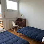Skyscraper Apartman